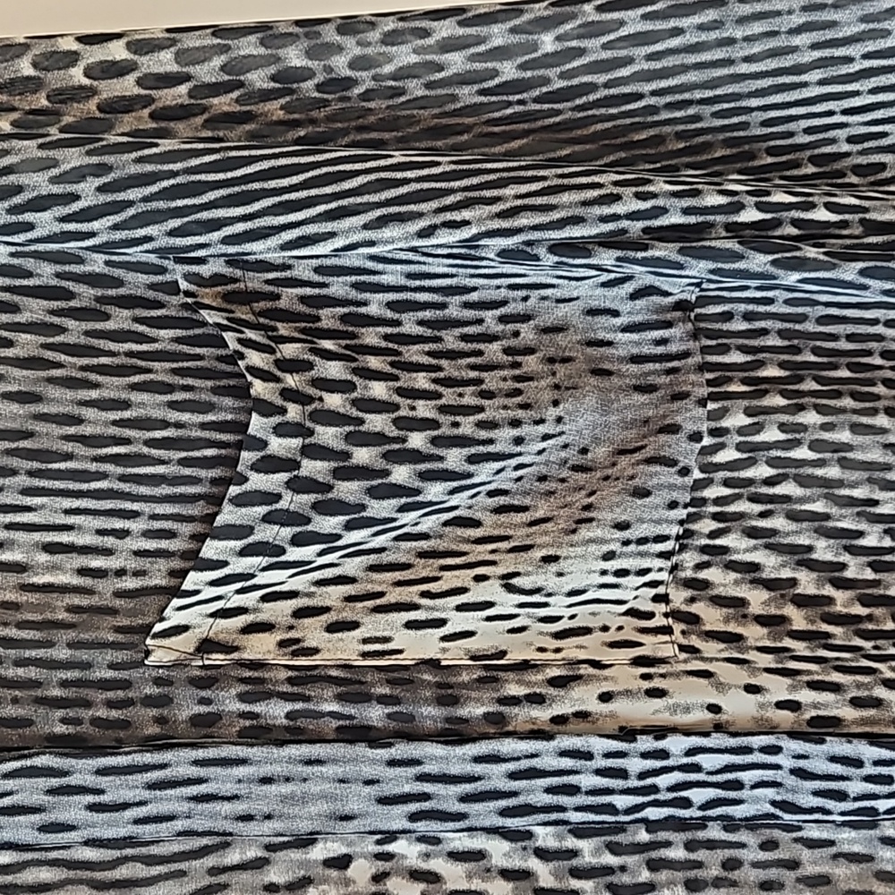 Second Female Blouse - Picture 3 of 3